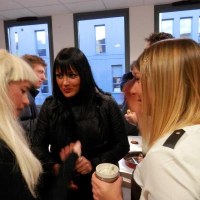 Axecibles : Un petit-déjeuner explosif pour une journée qui commence en douceurs 
