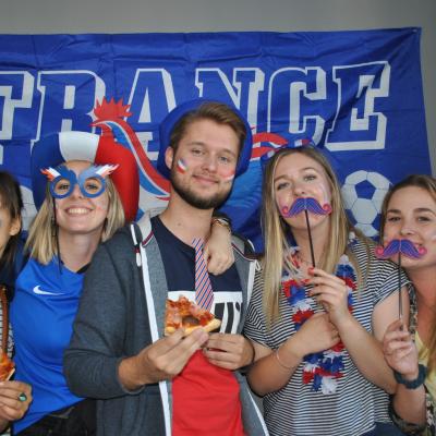 Toutes les équipes d'Axecibles soutiennent l'équipe de France de Football 