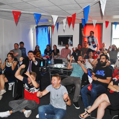Direction les 1/2 FINALES pour l'équipe de France et pour Axecibles 