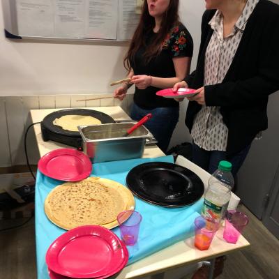 Fête de la chandeleur : Axecibles met la main à la pâte ... à crêpes !