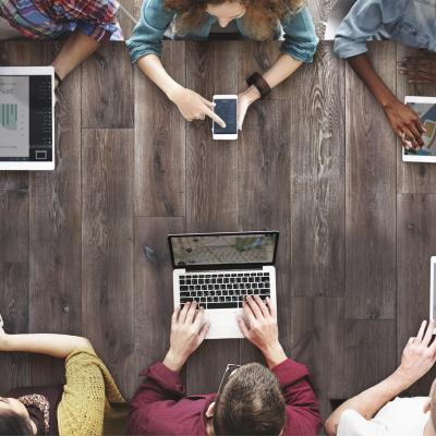 Les recherches sur le web mobile dépassent celles sur ordinateur